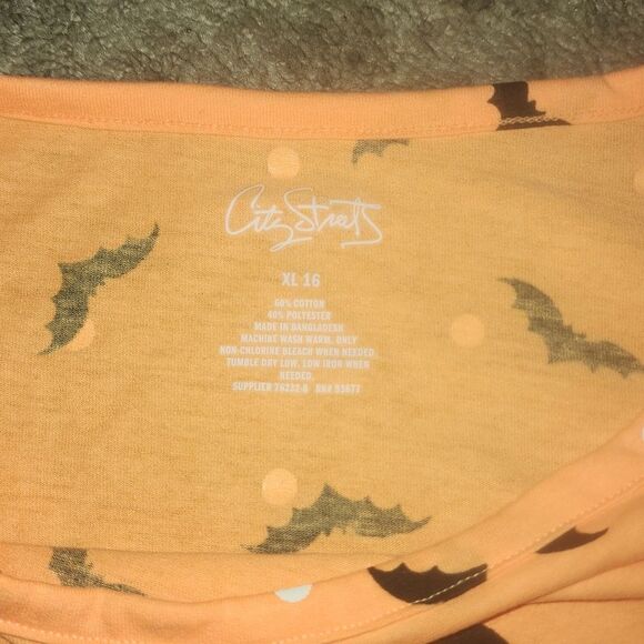 NWT Orange sleep Dress with bats Size XL (16) - Picture 3 of 4
